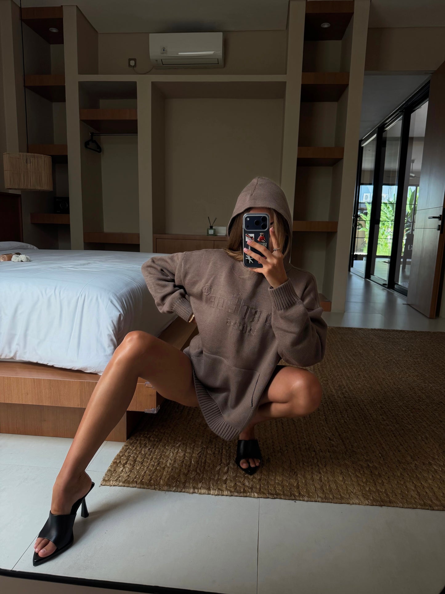 KNITTED HOODIE [ BROWN ]