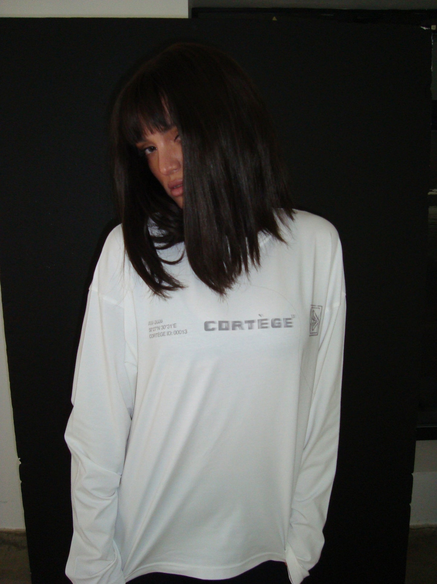 LONGSLEEVE ID 0013 [ MILK ]